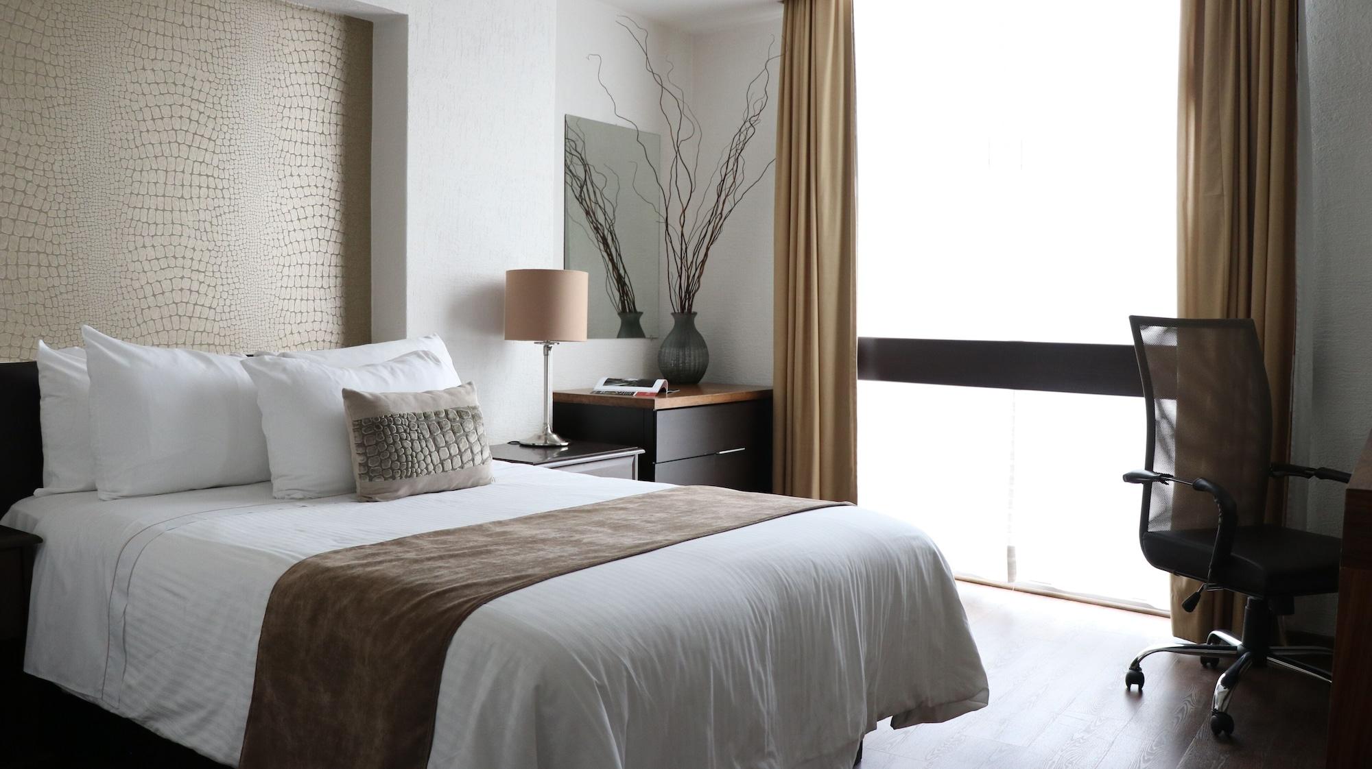 Hotel Meson Ejecutivo Guadalajara Minerva - Av Mexico Extérieur photo