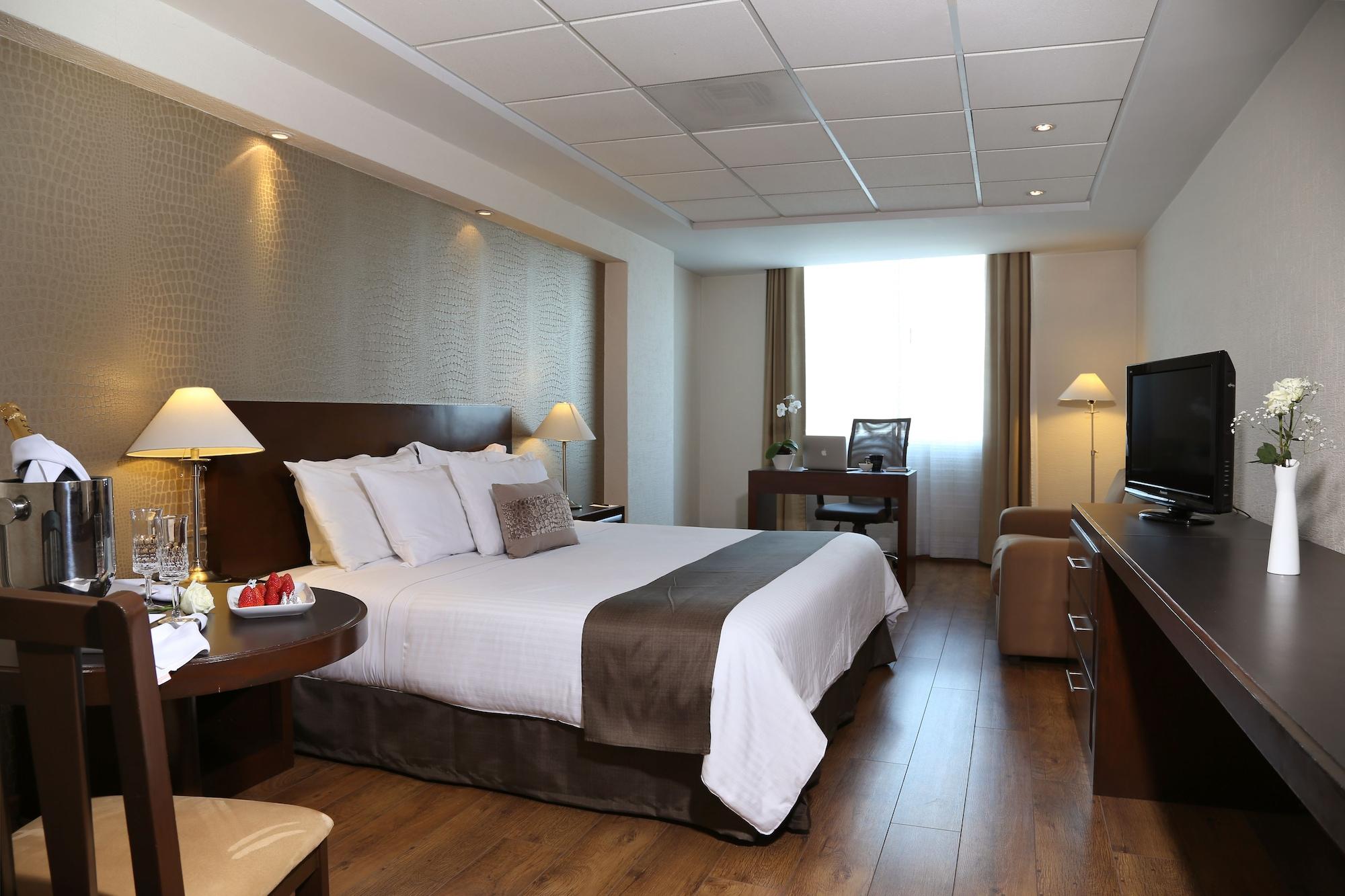 Hotel Meson Ejecutivo Guadalajara Minerva - Av Mexico Extérieur photo
